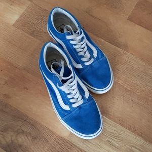 Turquoise suede Van